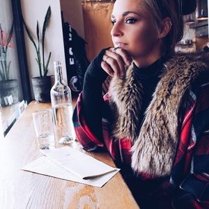 Meet your Posher, Britt